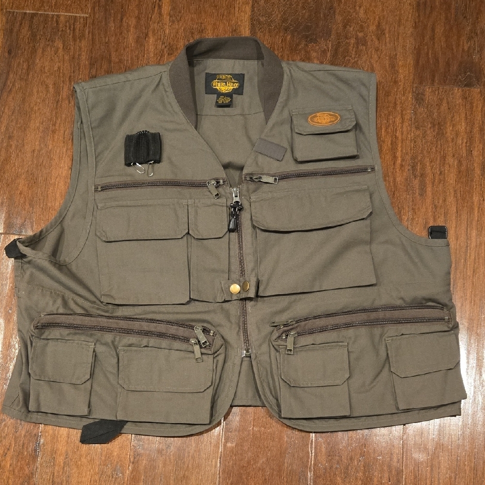 White River Fishing Vest with Multiple Pockets Size L